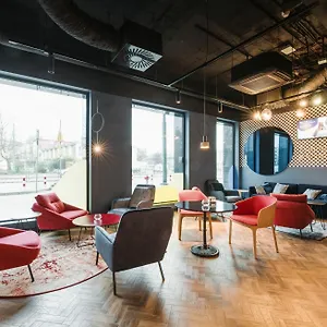  Hostel Meininger Centrum